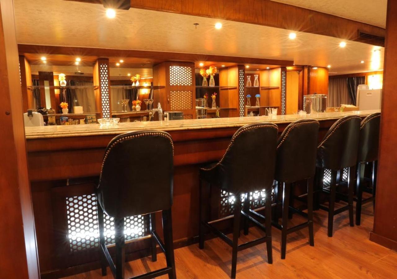 Nile Cruise Al Nabiltan Every Saturday From Luxor 4 Nights & Every Wednesday From Aswan 3 Nights Al Karnak Ngoại thất bức ảnh